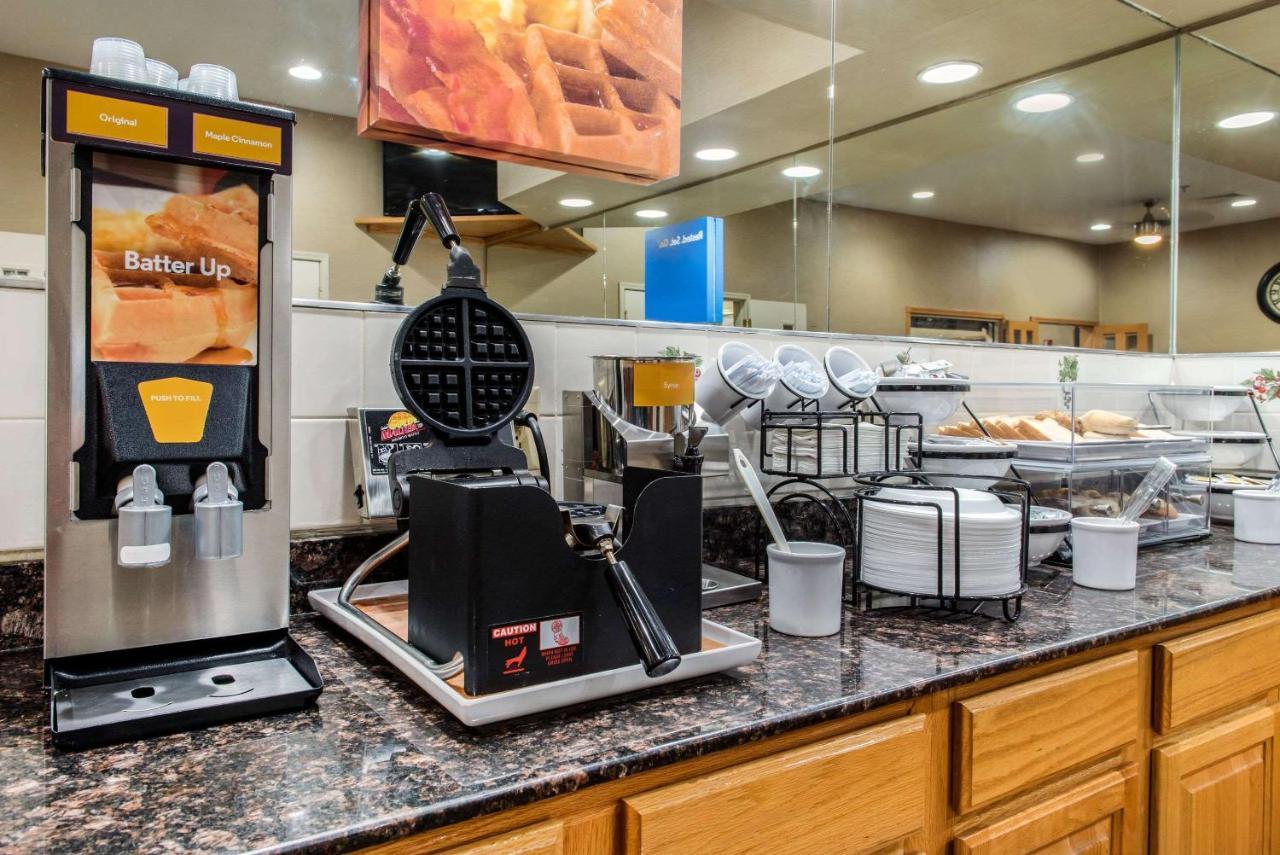 Quality Inn Jacksonville Near I-72 South Jacksonville Екстер'єр фото